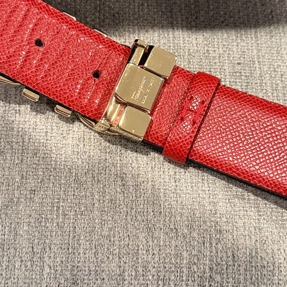 Salvatore Ferragamo Gancini Reversible Red Black Leather Belt Gold Buckle